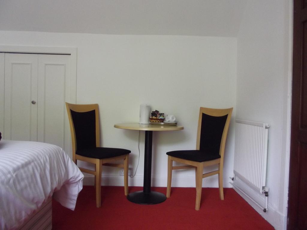 The Golden Larches Bed & Breakfast Lochearnhead Room photo