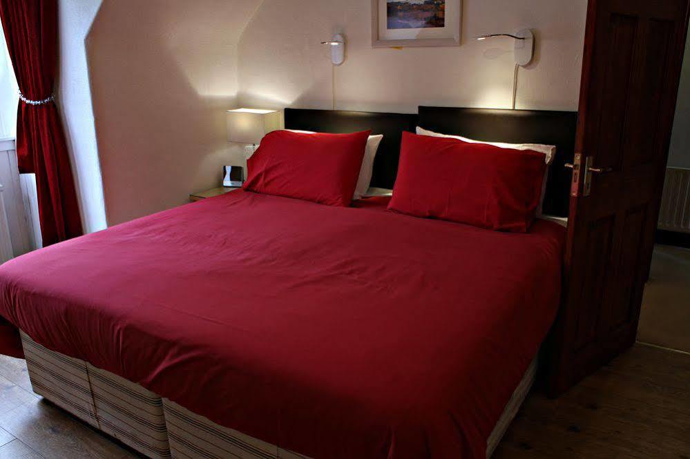 The Golden Larches Bed & Breakfast Lochearnhead Exterior photo